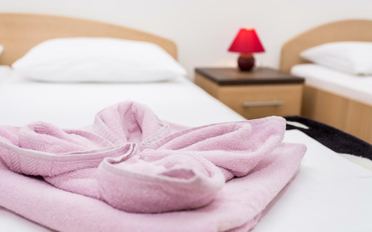 Apartments Mira Baška Екстериор снимка