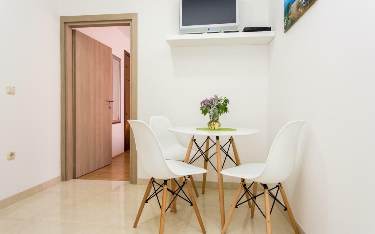 Apartments Mira Baška Екстериор снимка